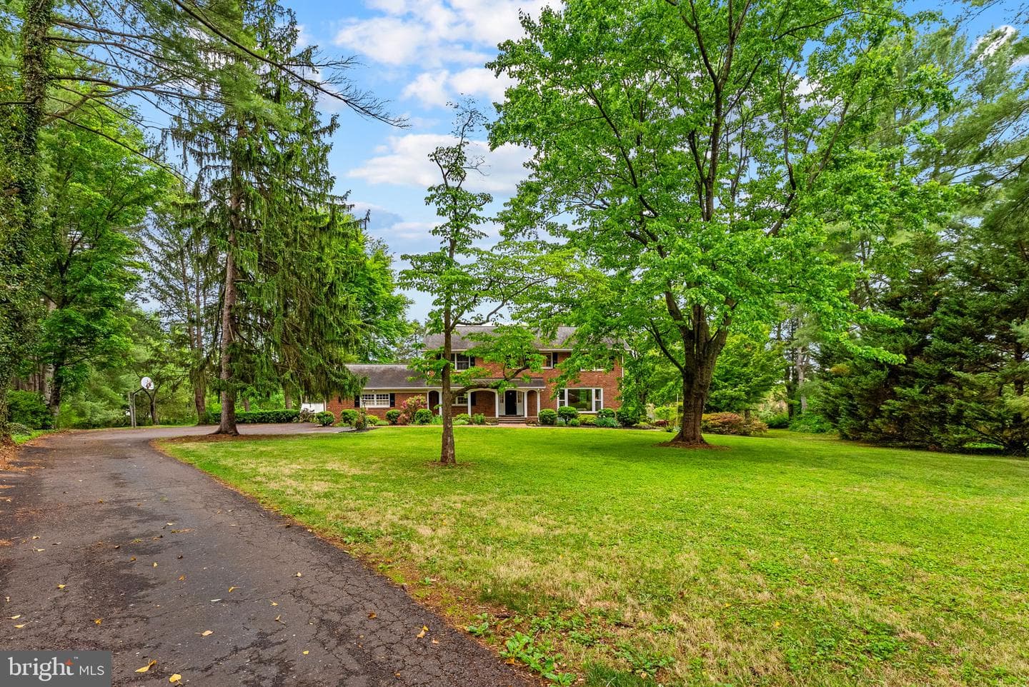 19059 Carleton Drive photo 15