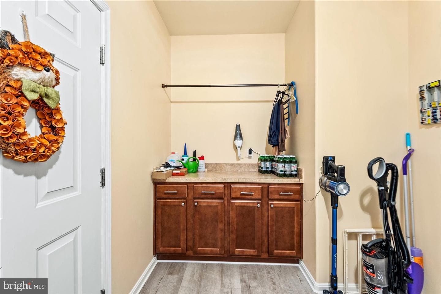 632 Windermere Dr photo 36