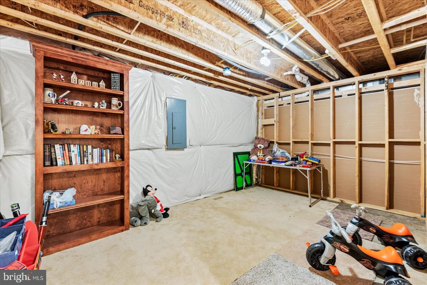 632 Windermere Dr photo 47