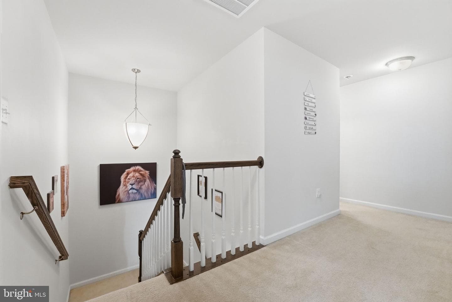 827 Fairwood photo 41