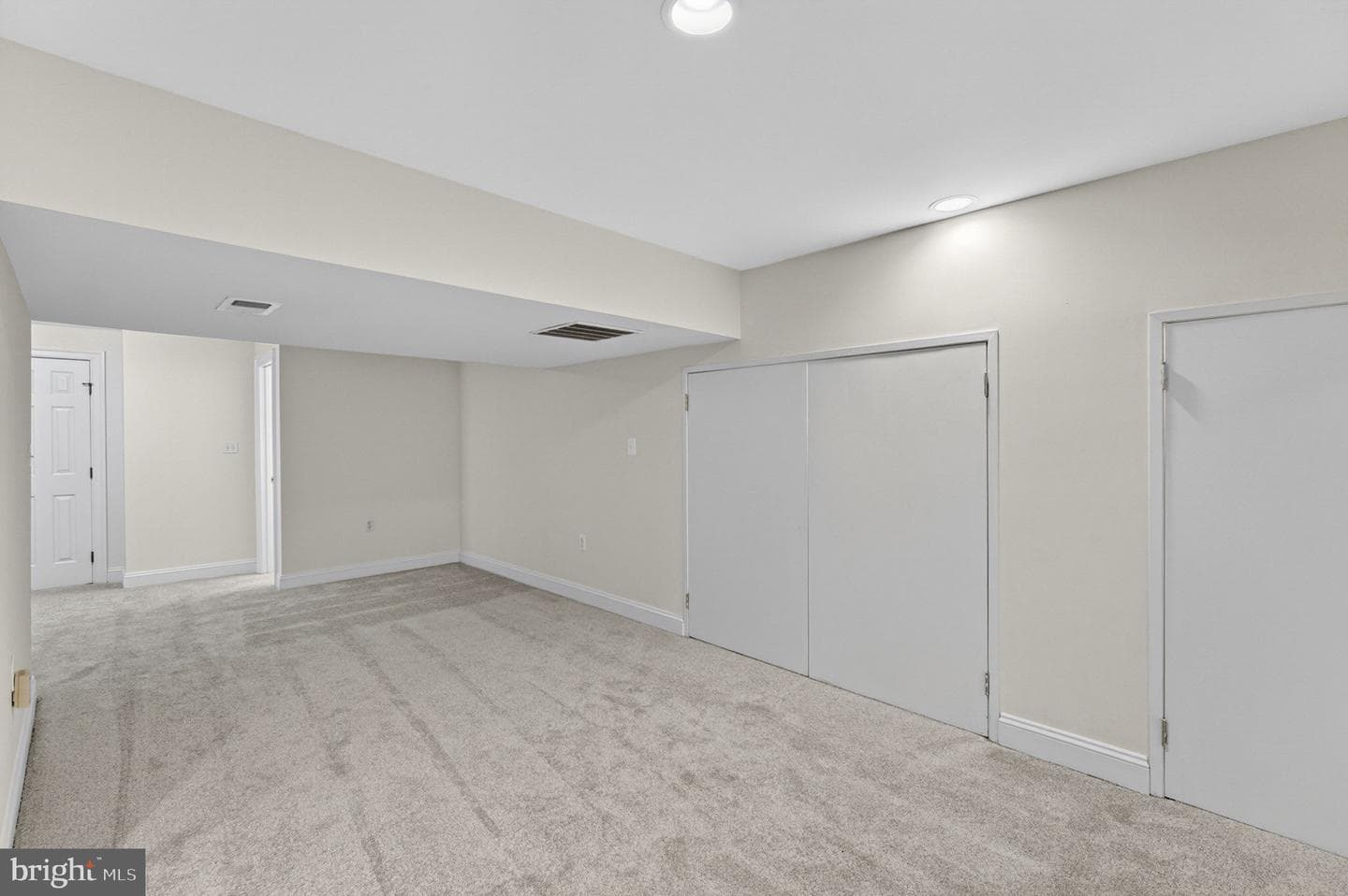 3164 Somerset photo 104