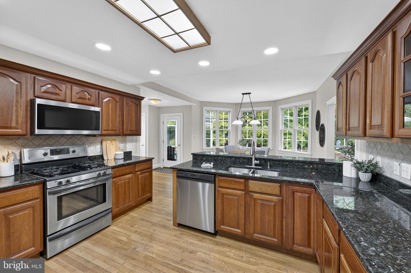 3164 Somerset photo 39