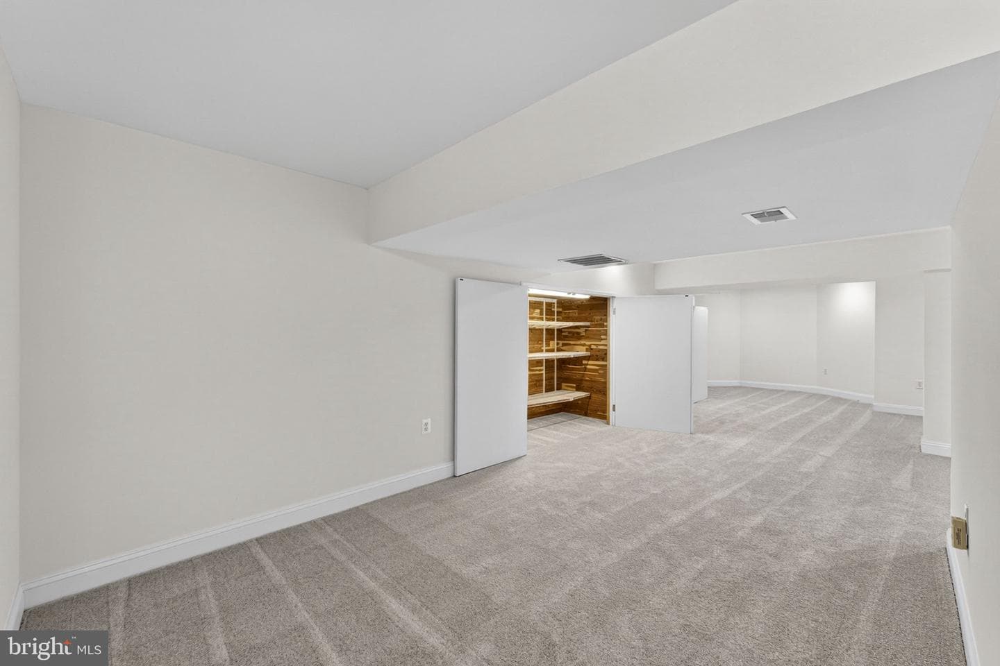 3164 Somerset photo 99