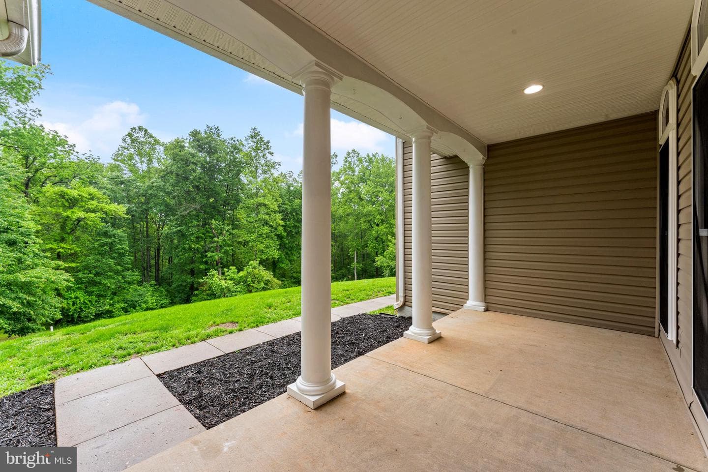 10560 Gravel Road photo 5