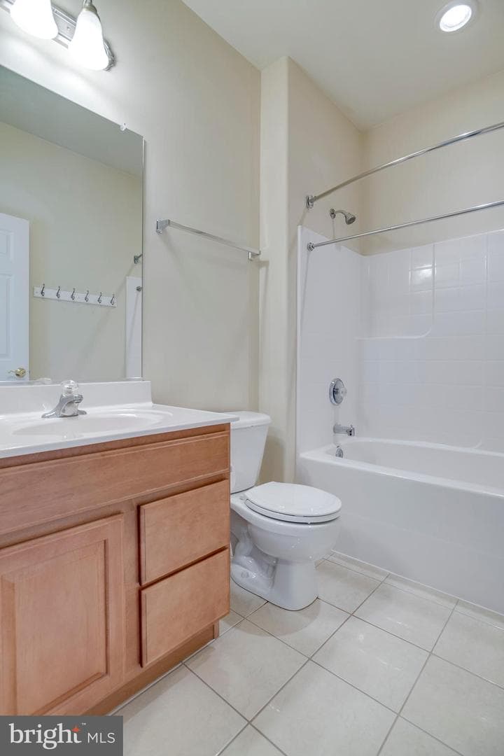 14308 S Hall Court photo 36