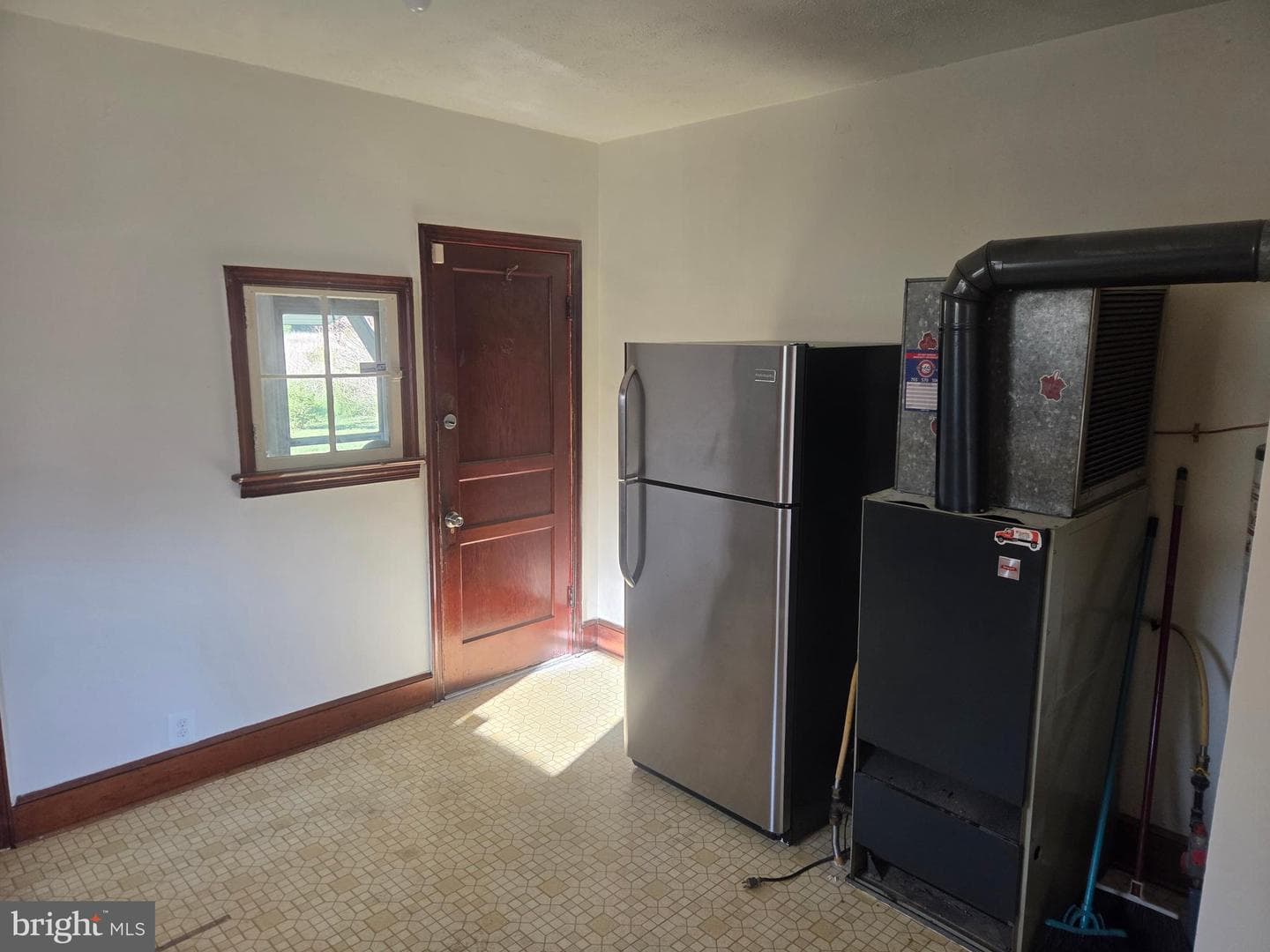 13841 Kellys Ford Road photo 4