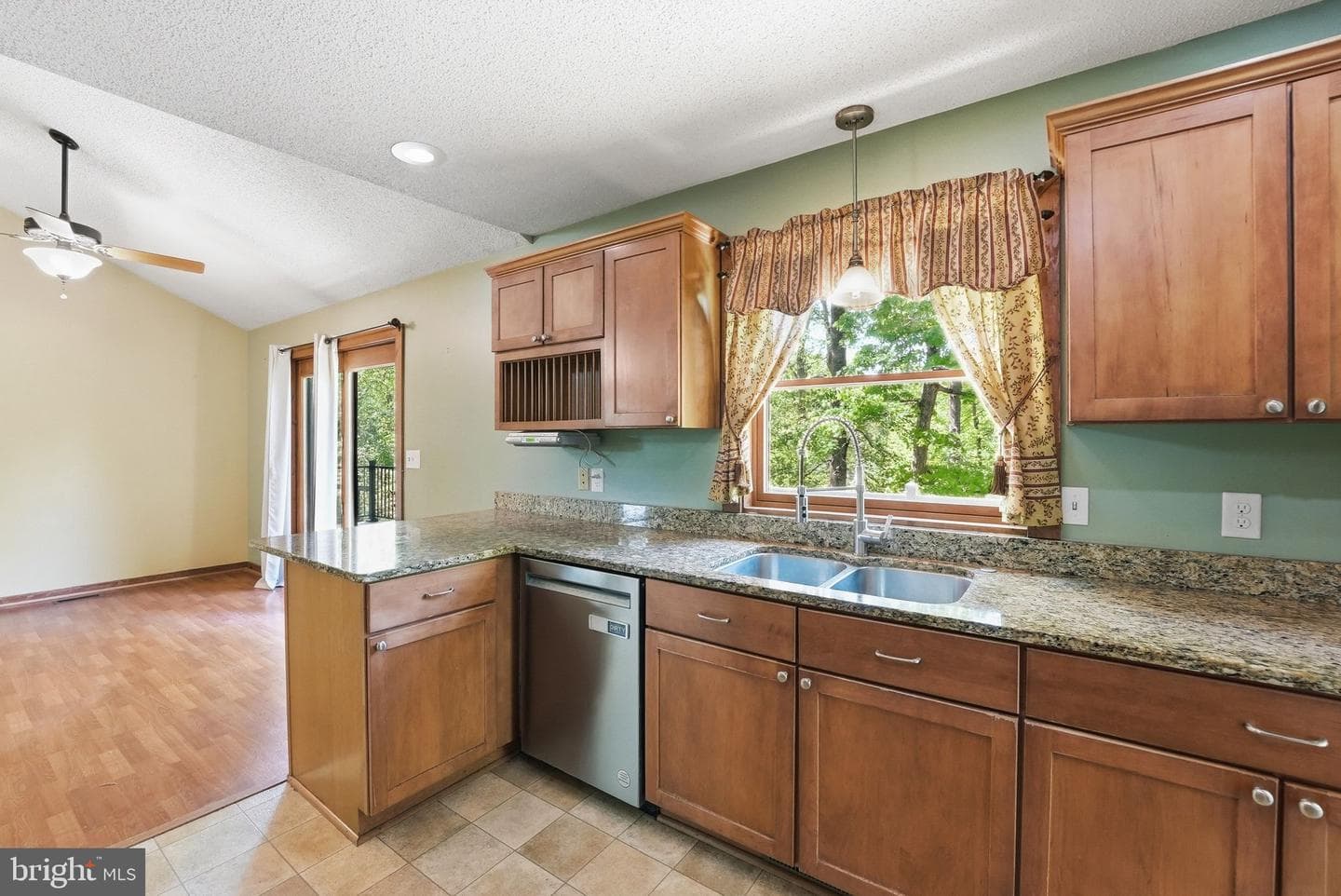 12638 Walnut Lane photo 24