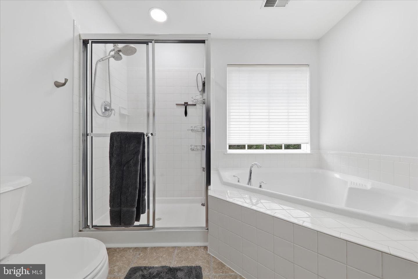 625 Hunters Road photo 29