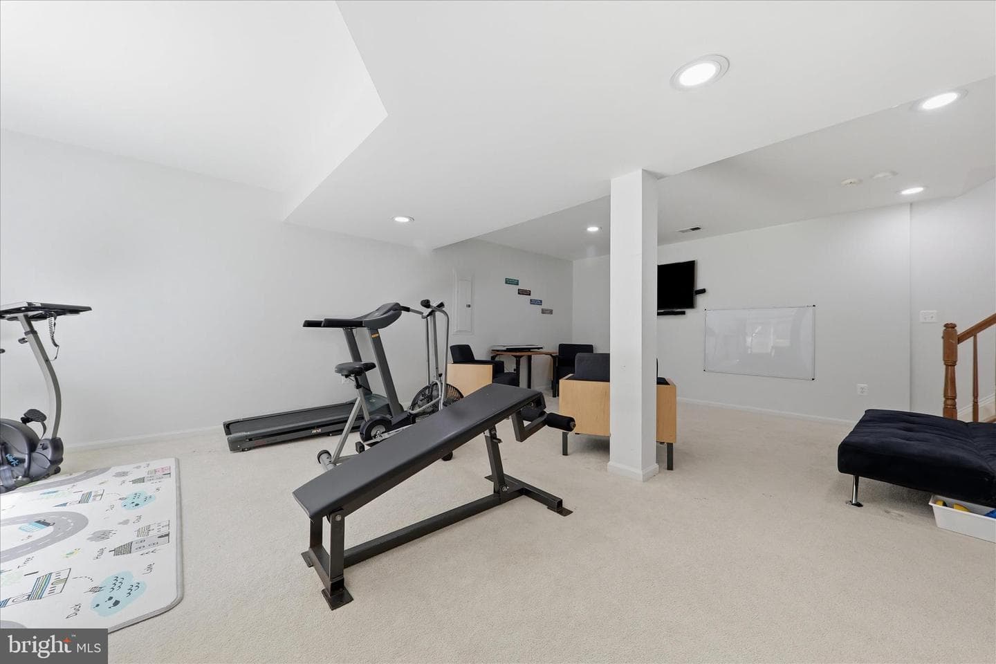 625 Hunters Road photo 33
