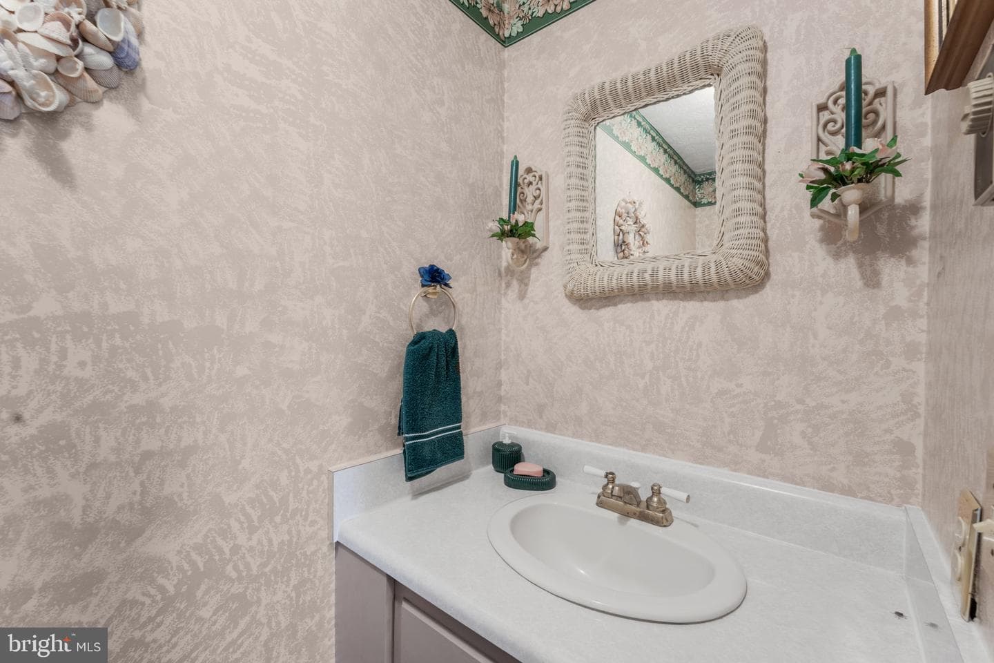 15669 Oakland Road photo 44