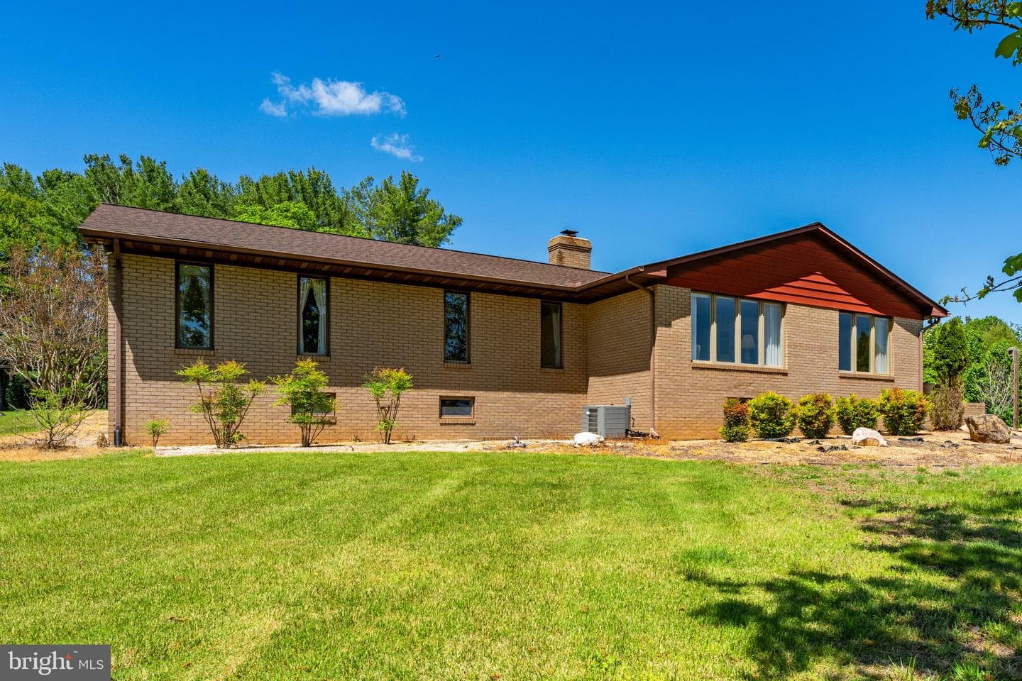 15669 Oakland Road photo 80