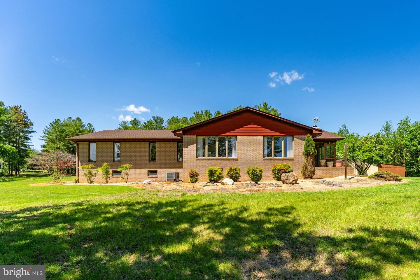 15669 Oakland Road photo 81