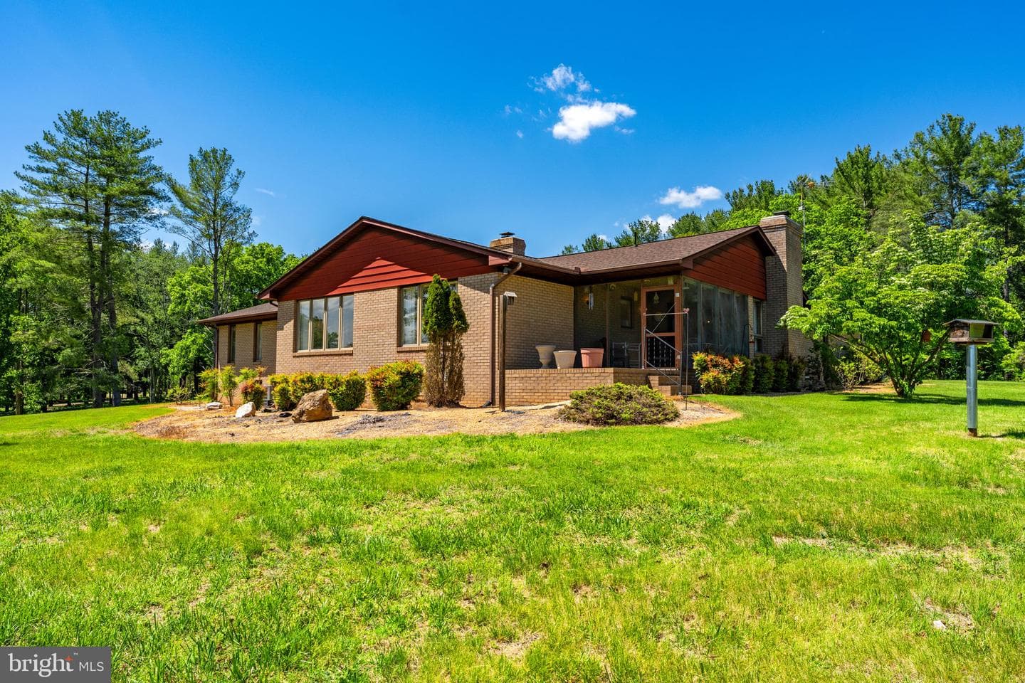15669 Oakland Road photo 82