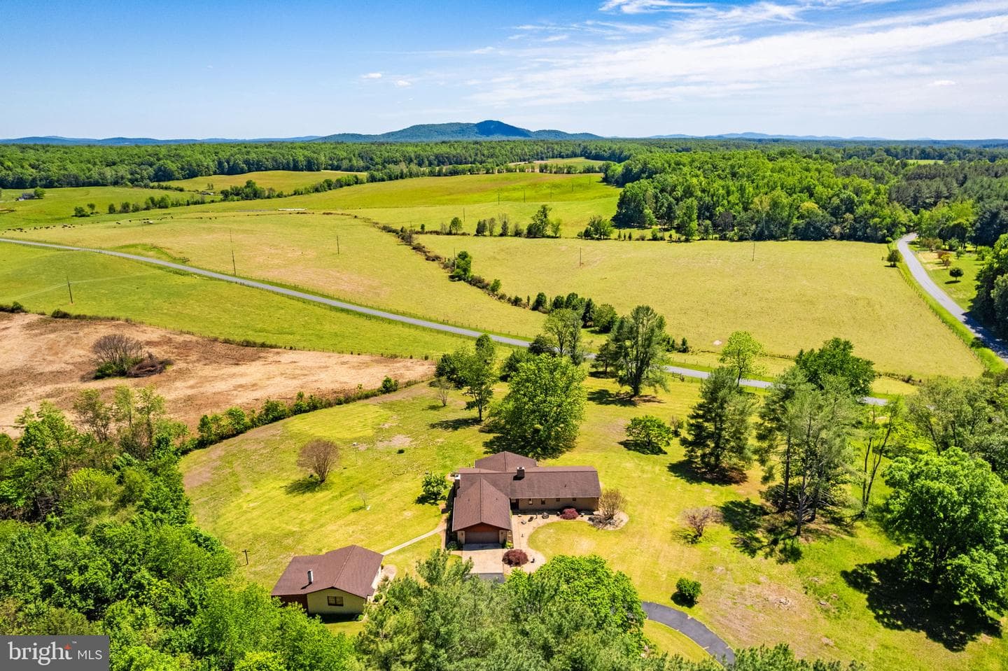 15669 Oakland Road photo 83
