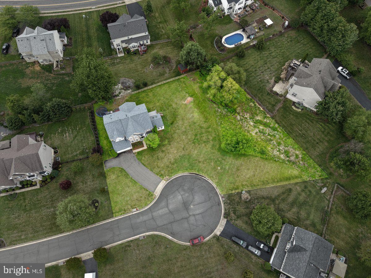 15411 Old House Court photo 25