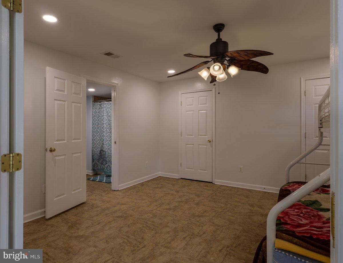 15411 Old House Court photo 26