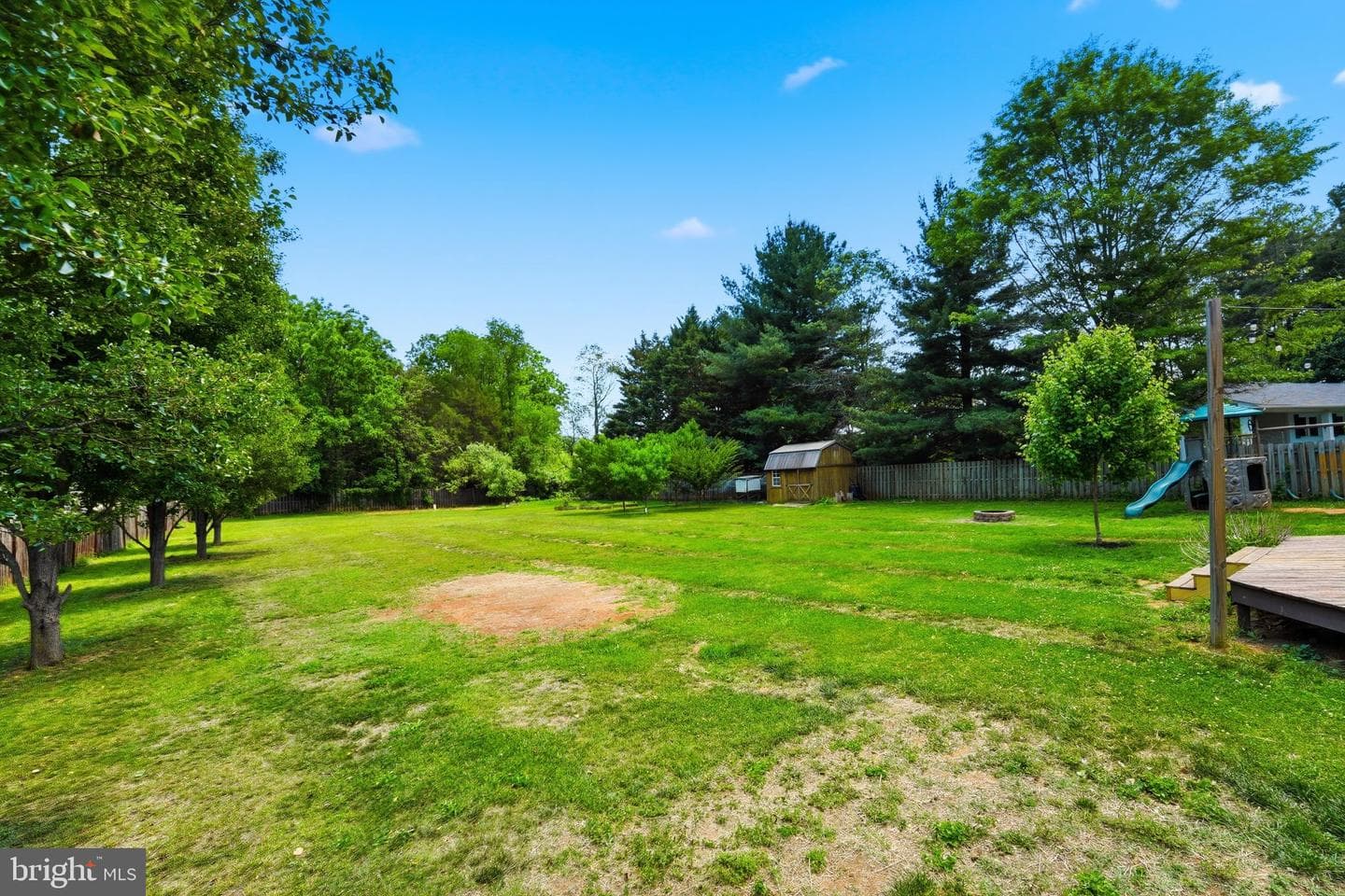18479 Colonial Drive photo 39