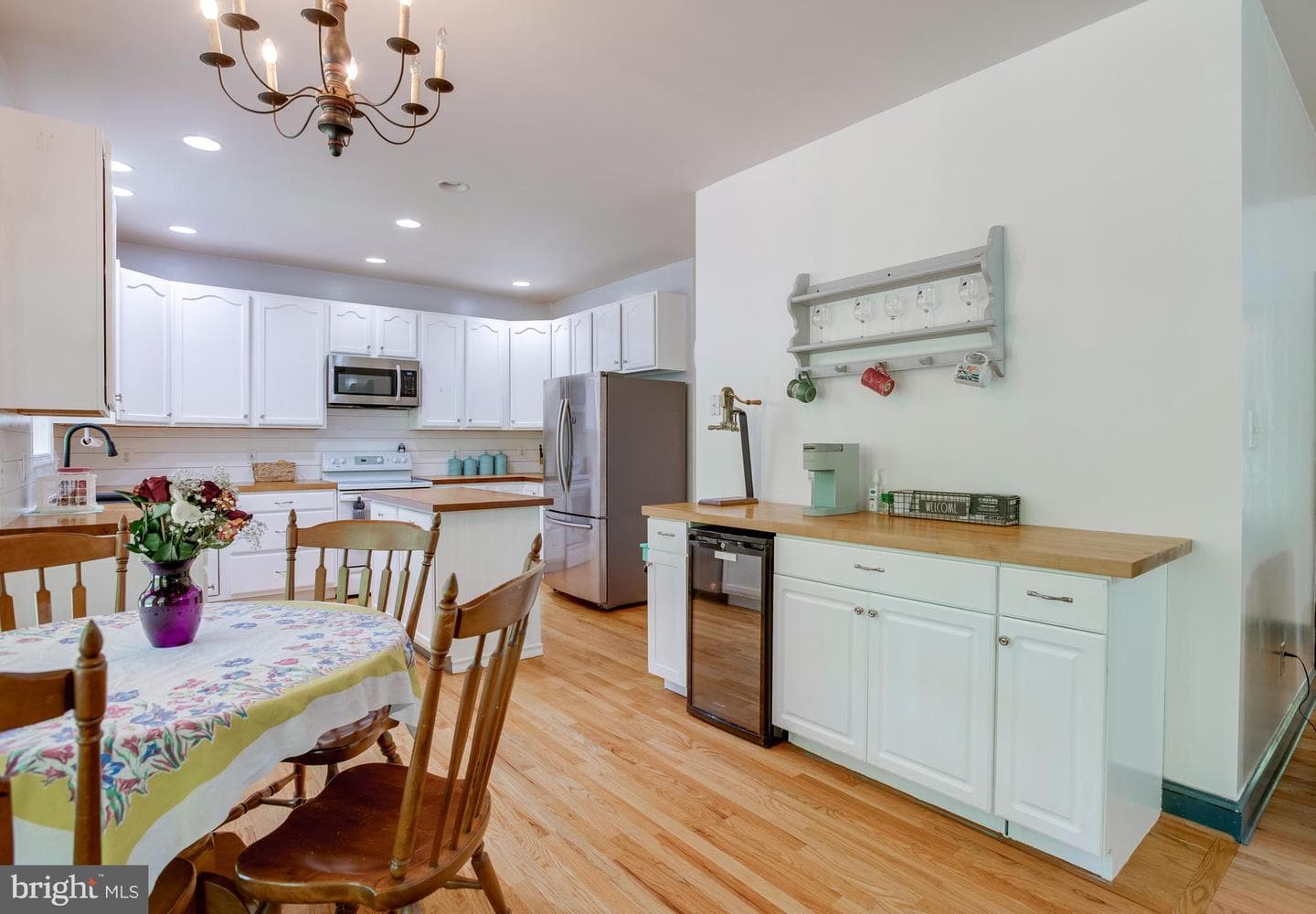 14100 Chesterfield Lane photo 9