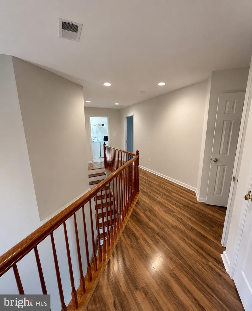 627 Holly Crest Drive photo 23