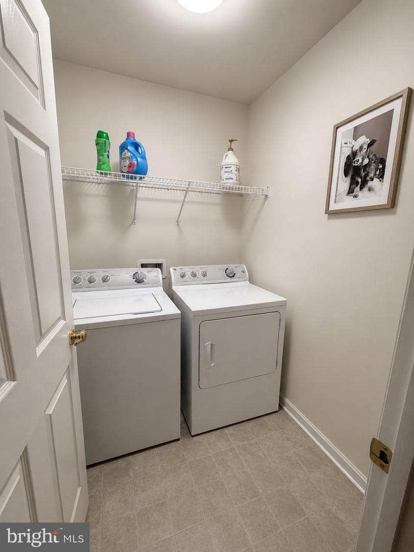 627 Holly Crest Drive photo 24