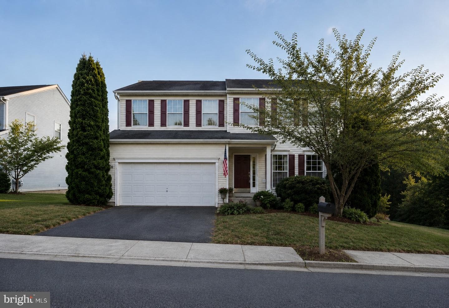 627 Holly Crest Drive photo 54