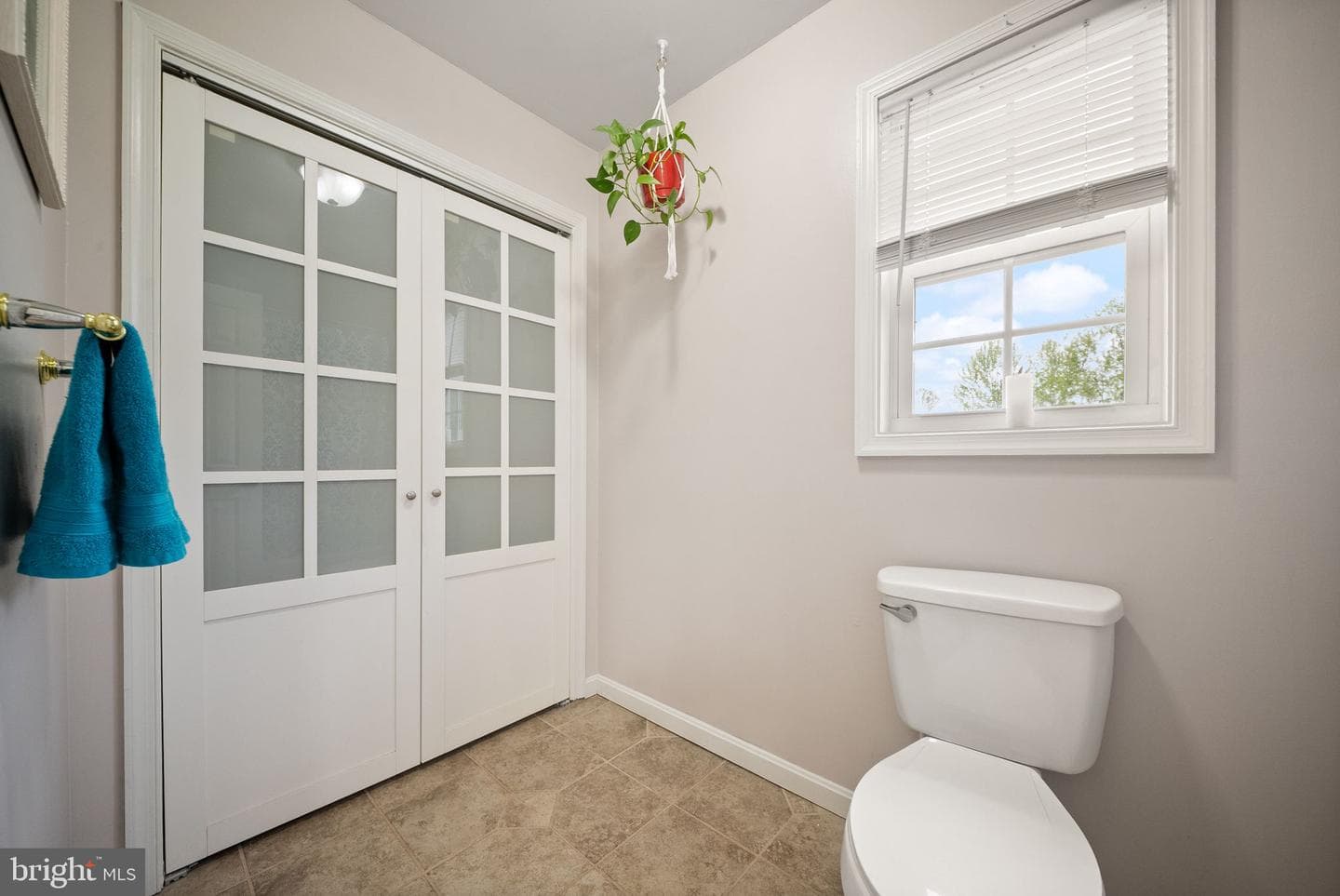 24346 Oak Forest Drive photo 24