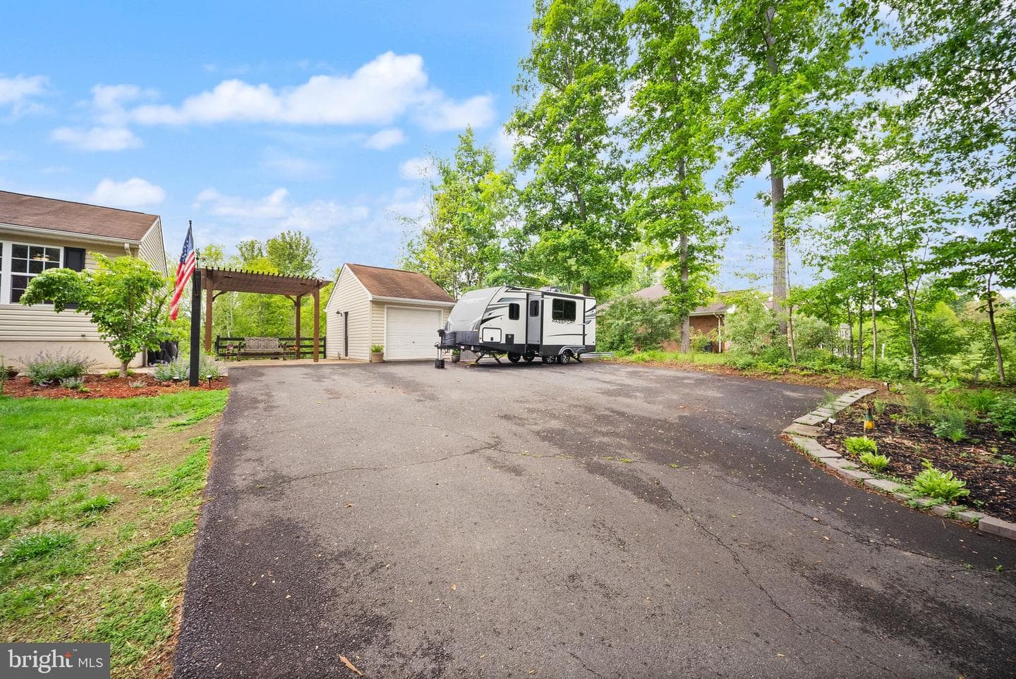 24346 Oak Forest Drive photo 68