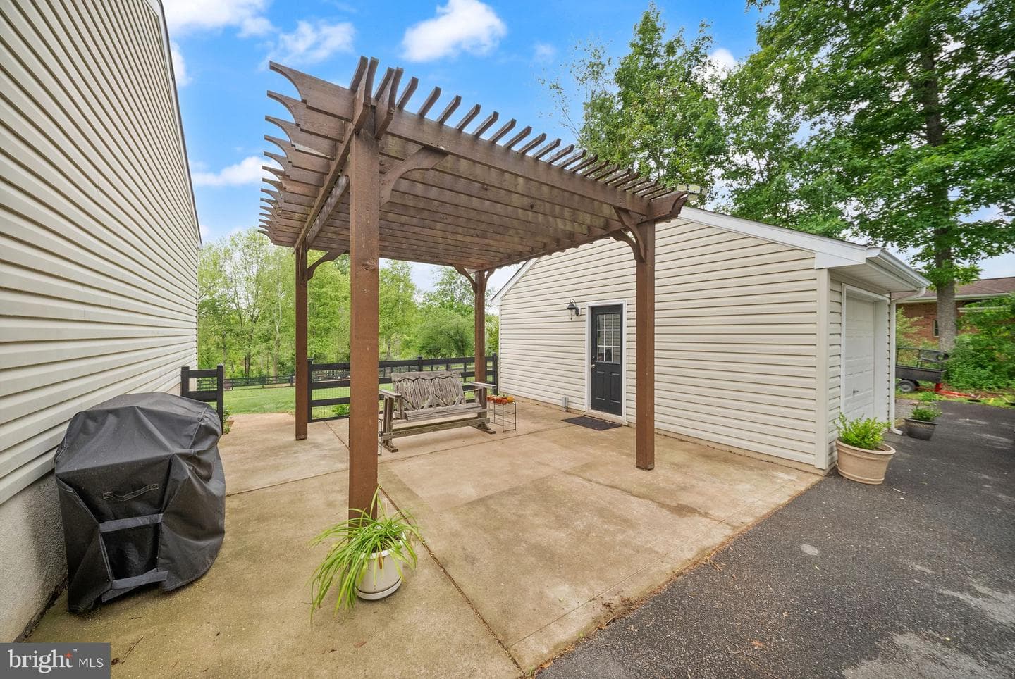 24346 Oak Forest Drive photo 73
