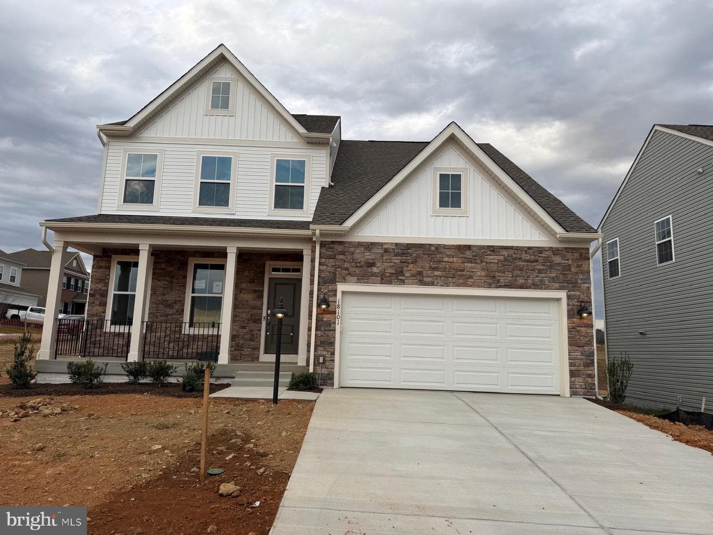 18101 Telford Drive photo 2