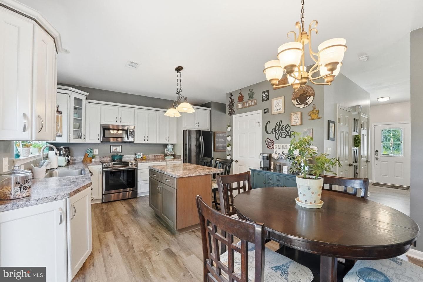 620 Kings Grant Road photo 15