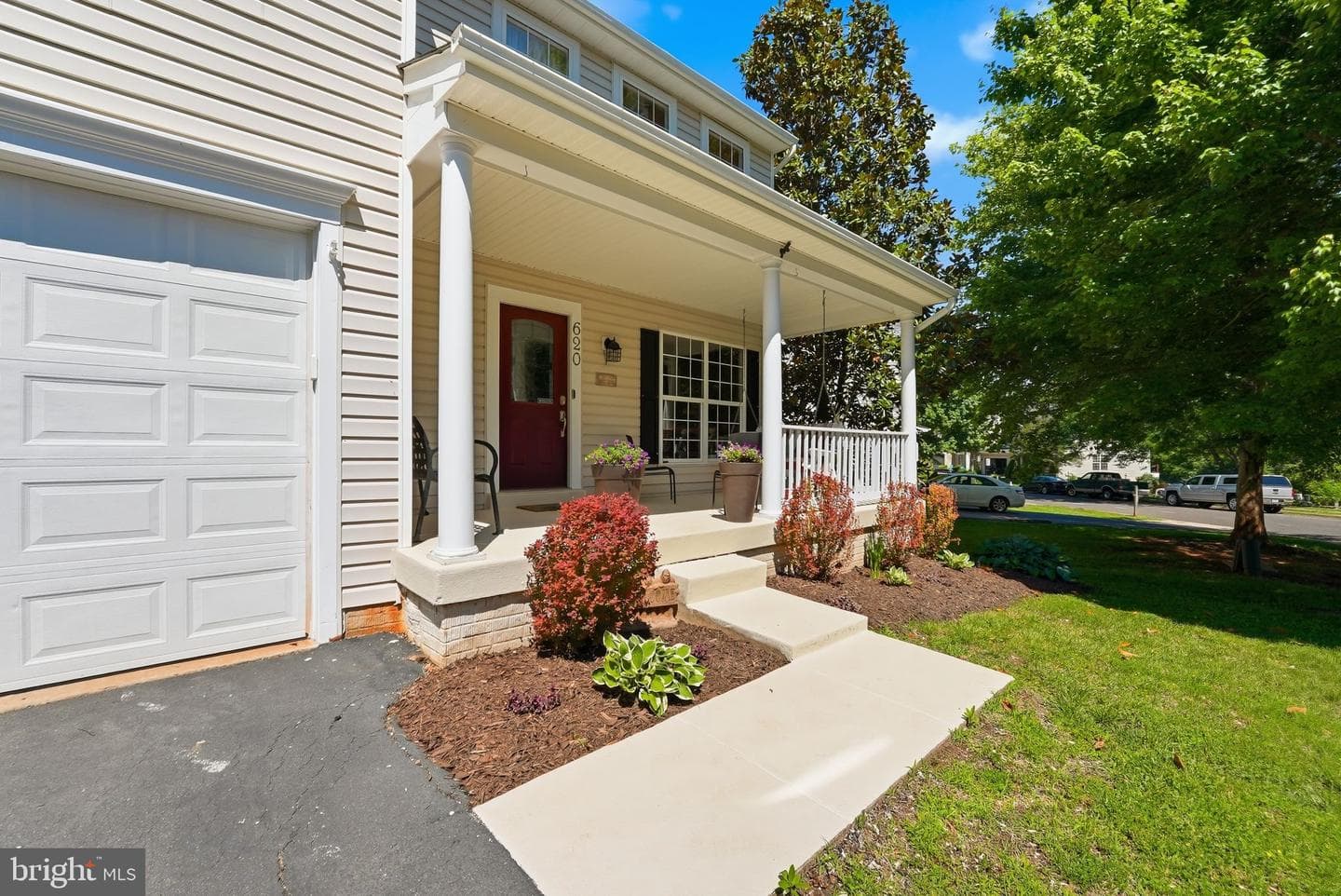 620 Kings Grant Road photo 5