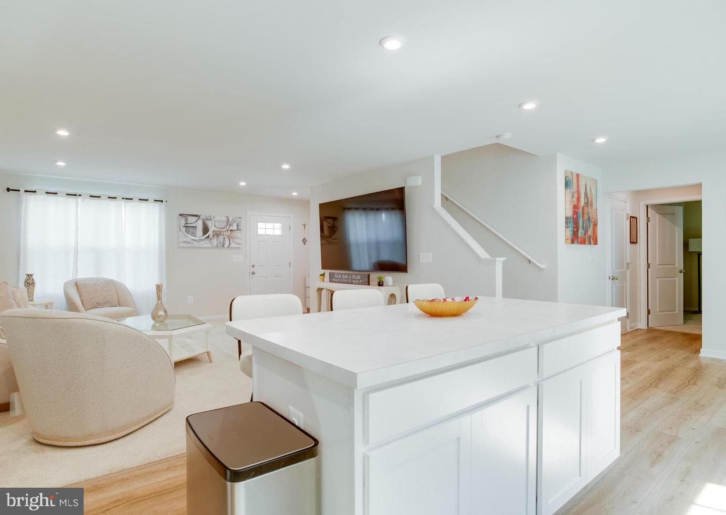 2609 High Point photo 13