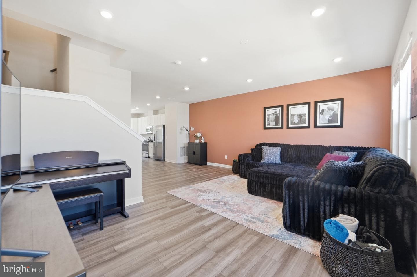 2243 Barhill photo 14