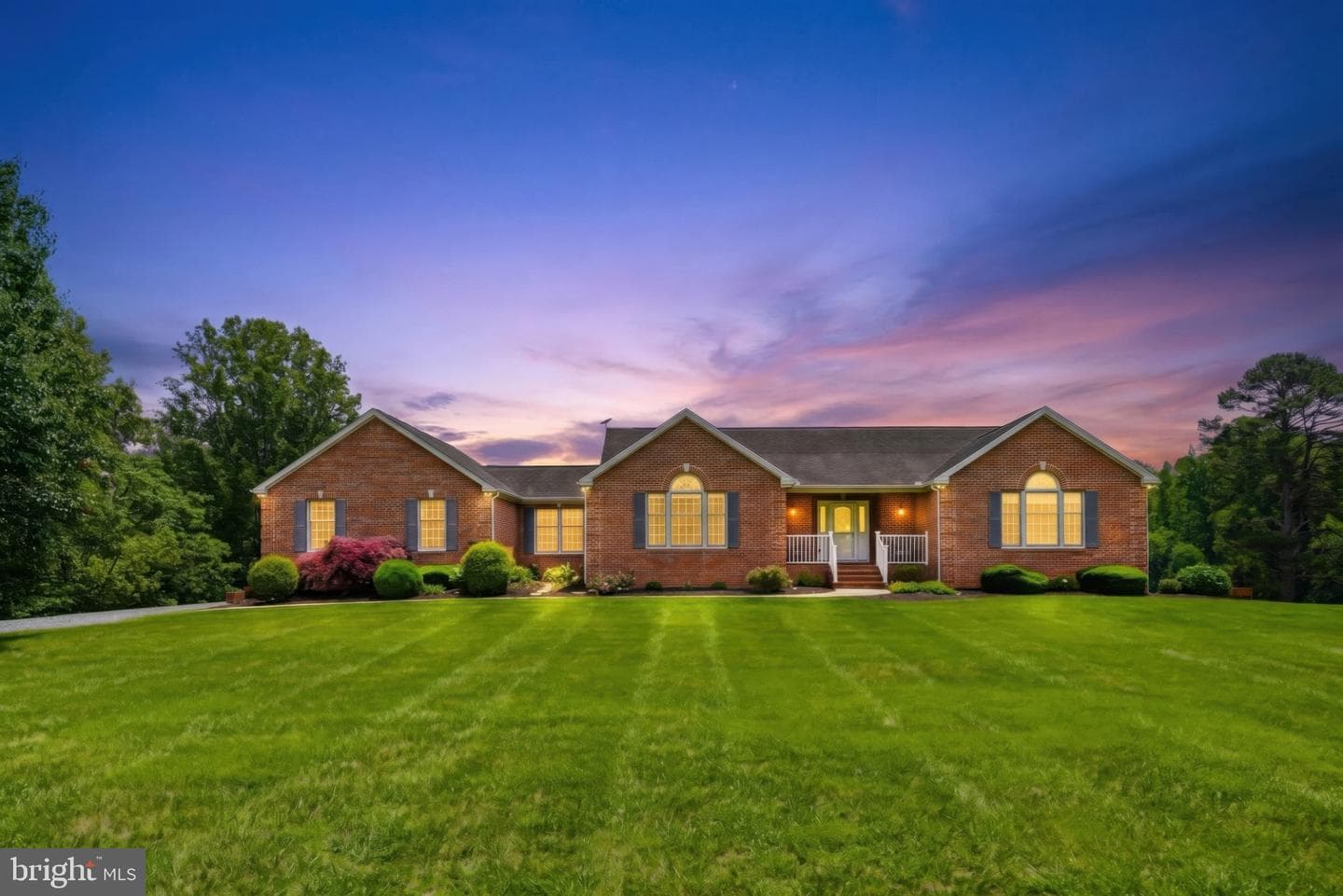 11337 Old Stillhouse Road, Boston