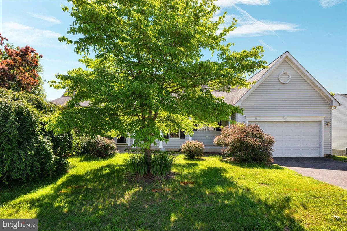 1117 Virginia Avenue photo 35