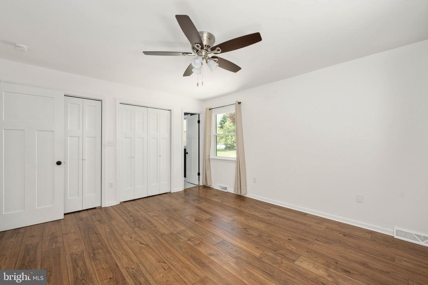 18493 Colonial Drive photo 36