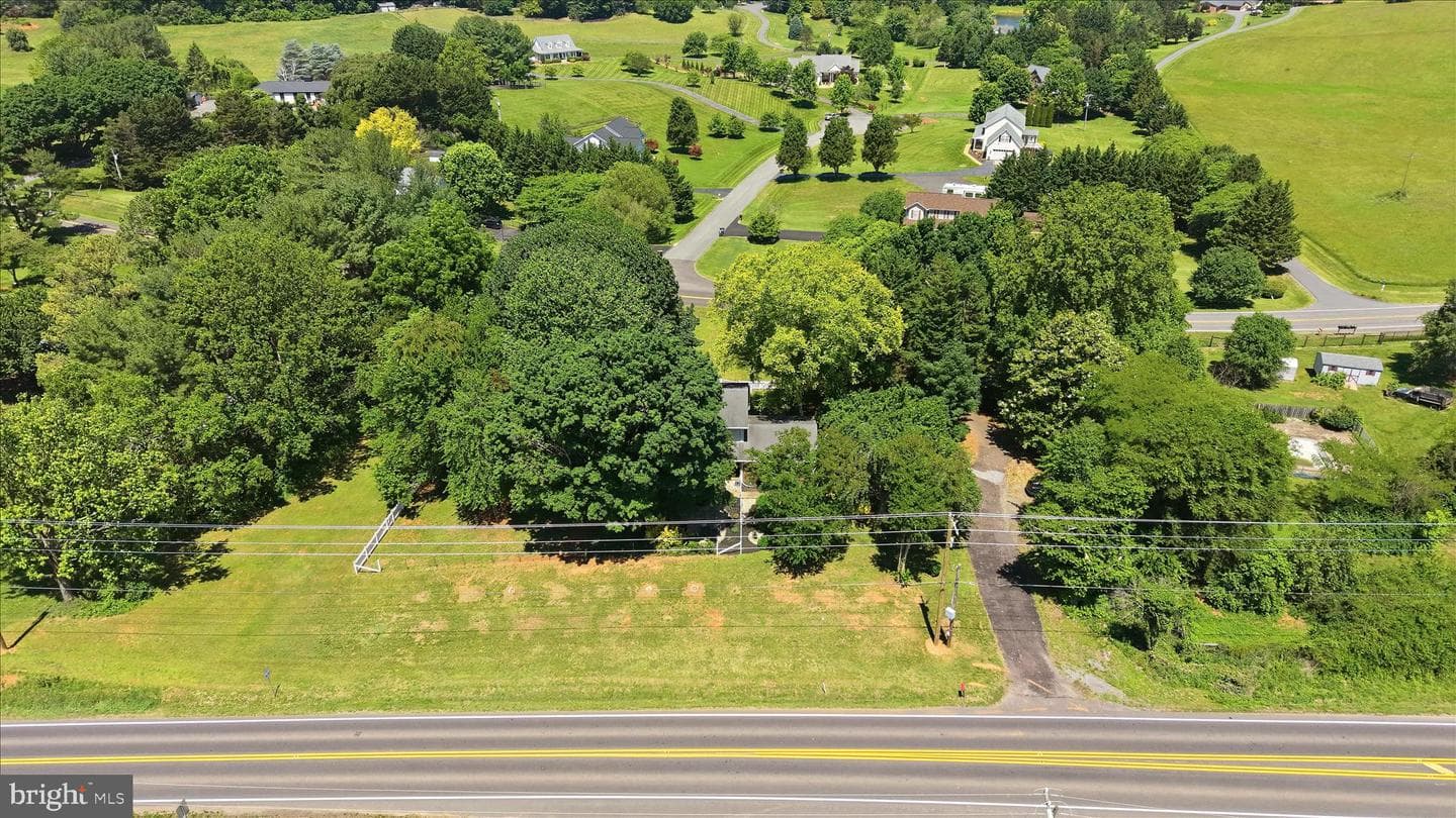 12281 James Madison Highway photo 56