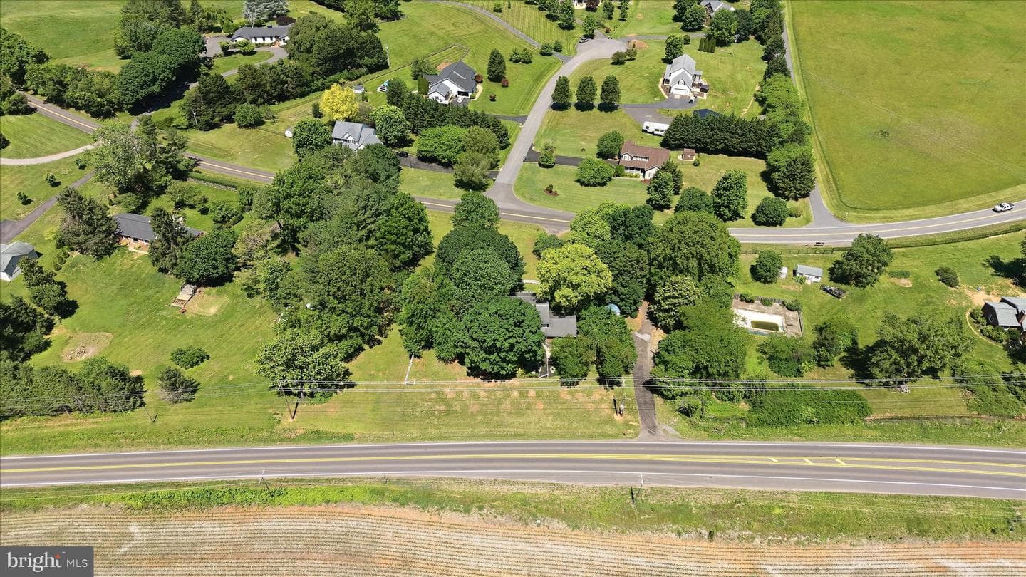 12281 James Madison Highway photo 58