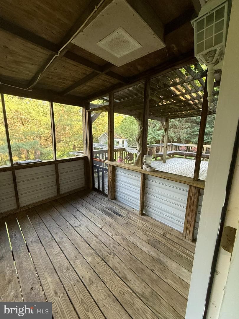 2083 Old Sawmill Lane photo 8