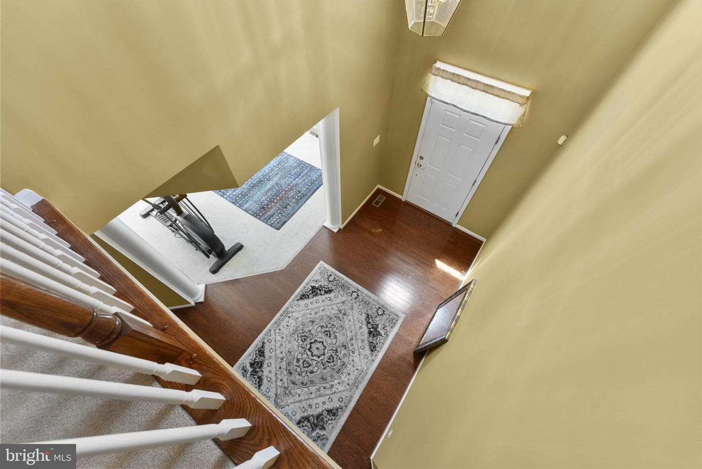 104 King Edward Court photo 42