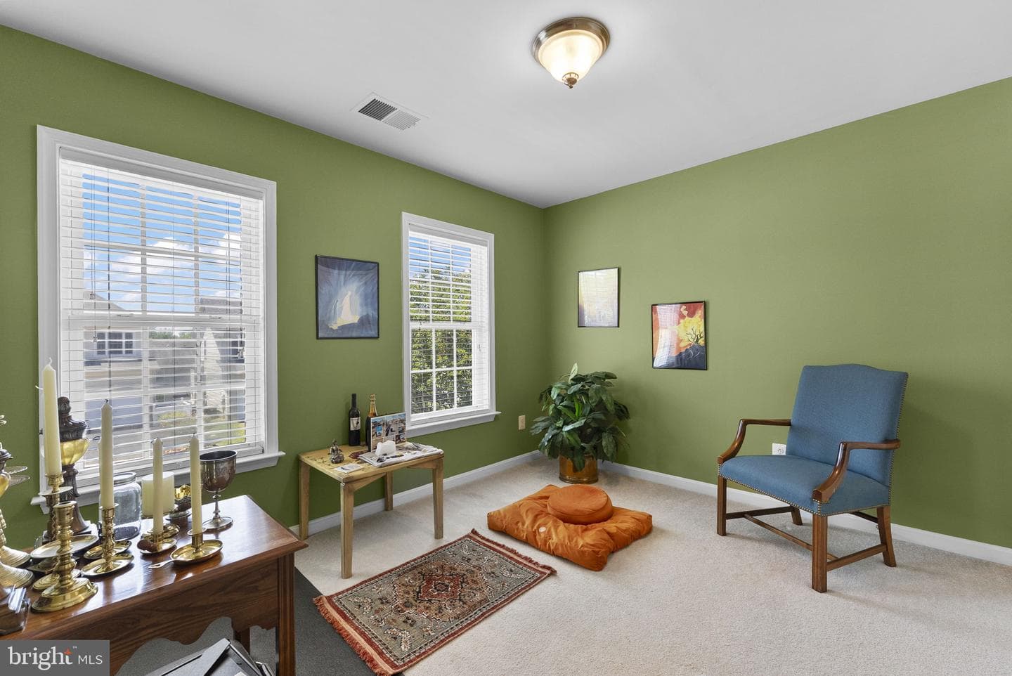 104 King Edward Court photo 49