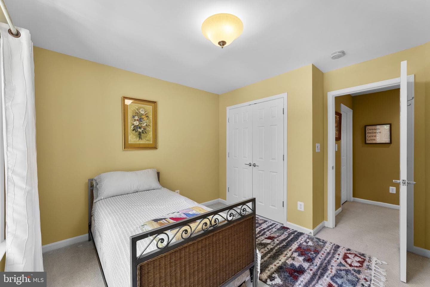 104 King Edward Court photo 53