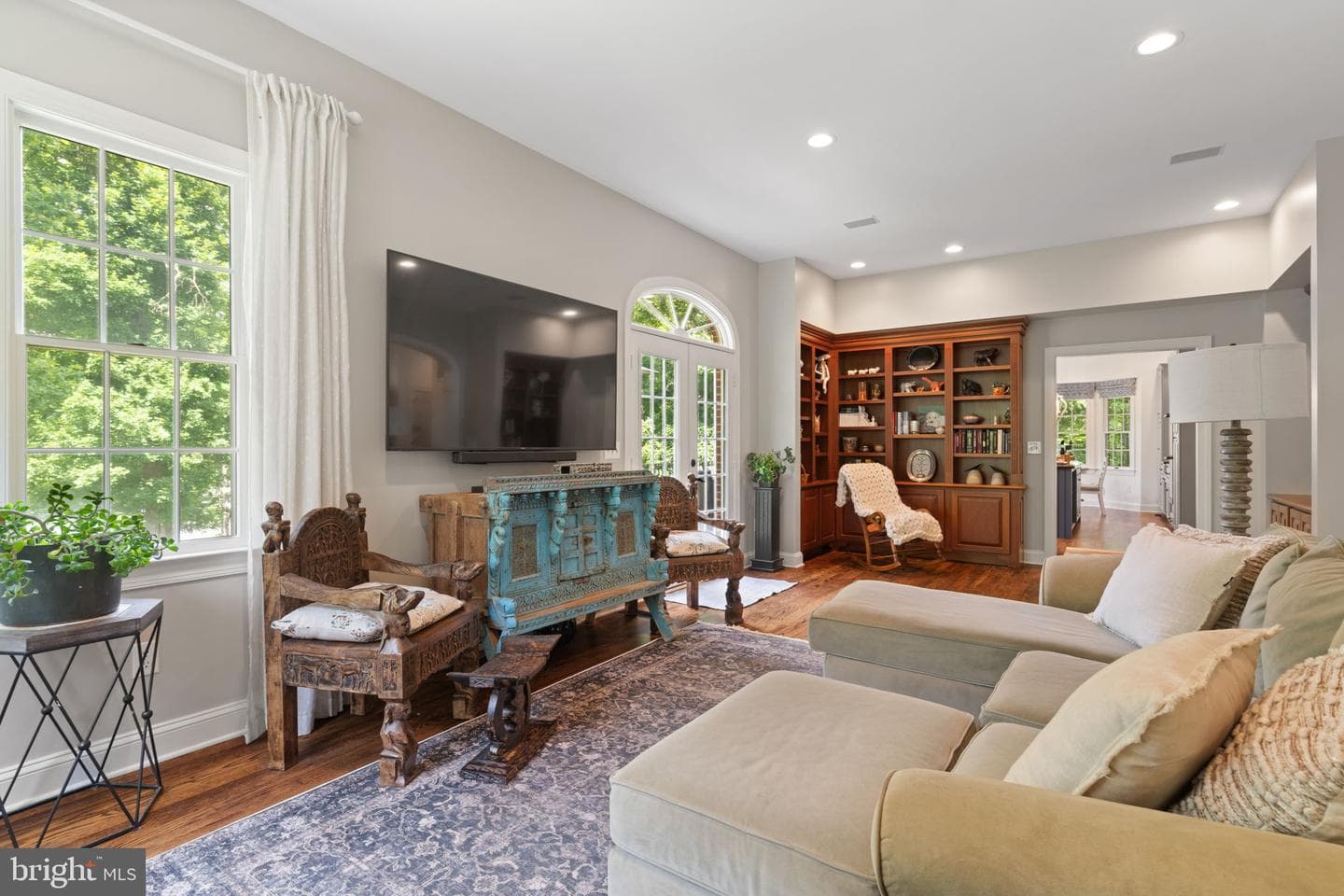770 Zeuswyn Drive photo 22