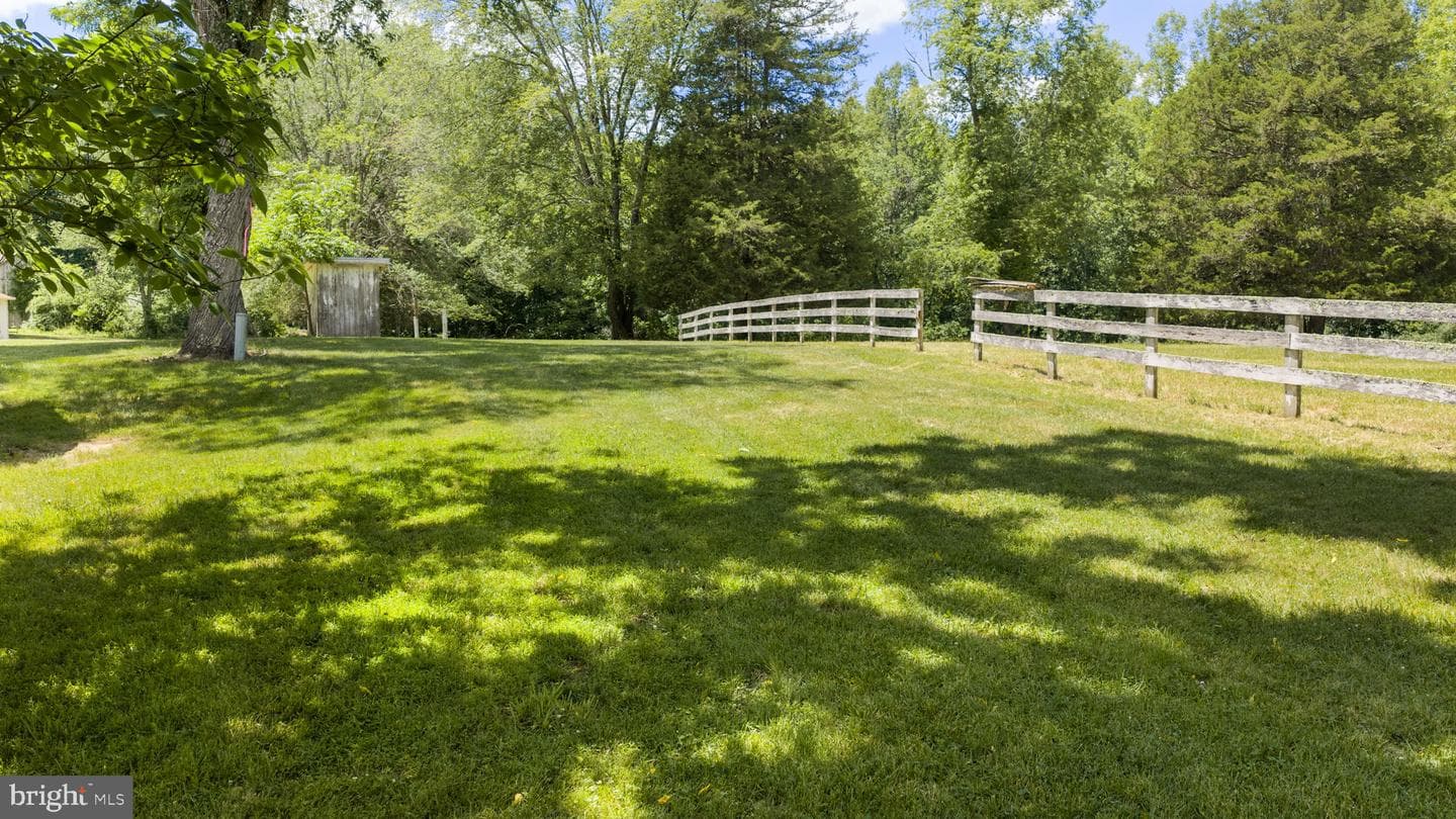 9083 Caynor Place photo 43