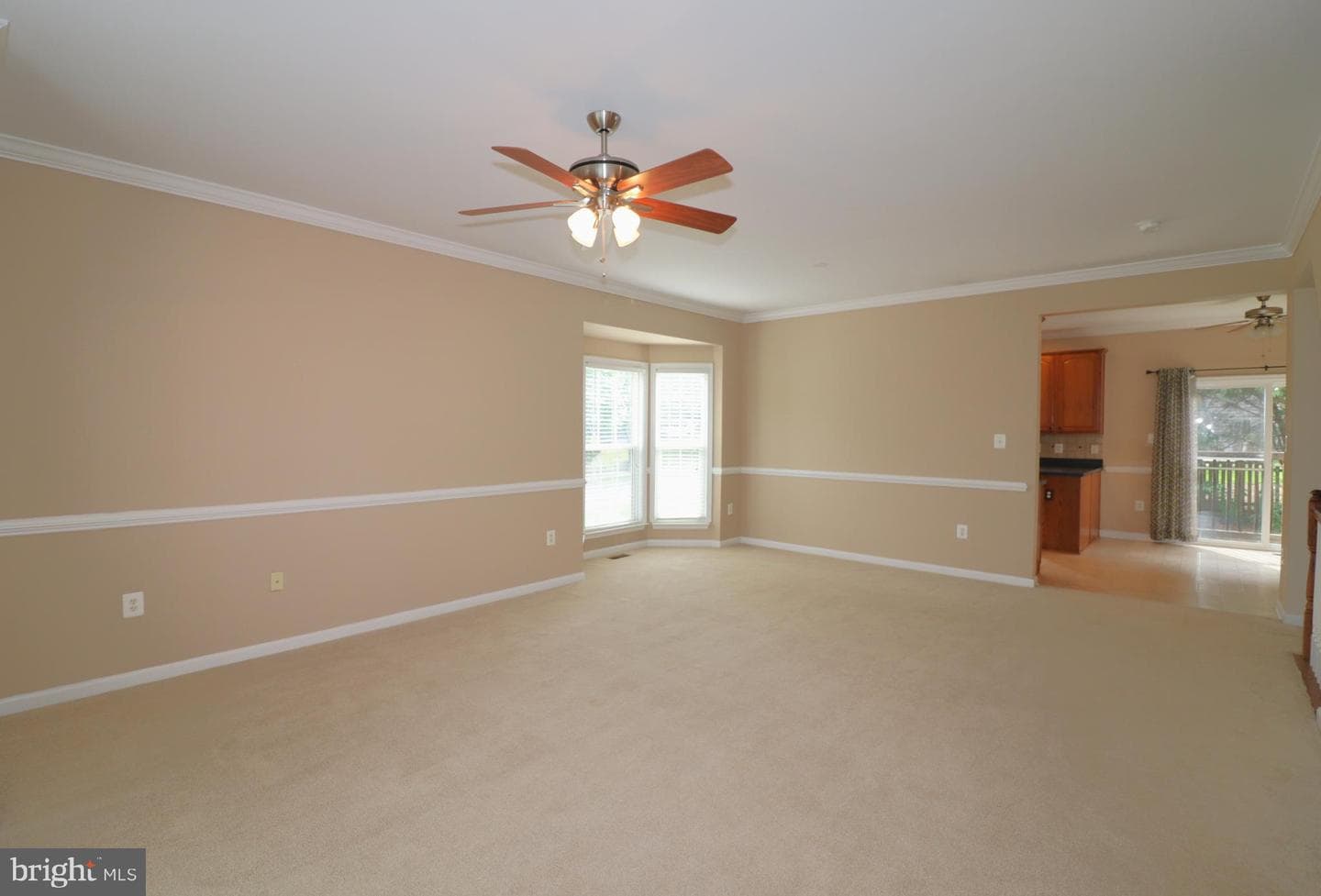 936 Persimmon photo 10