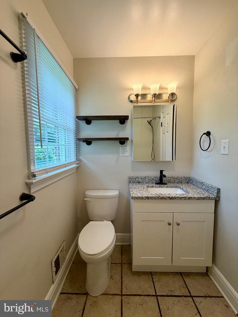 1010 Nottingham Street photo 4