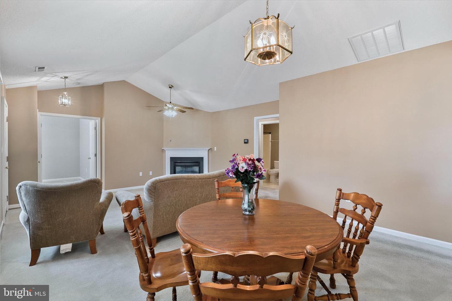 784 Ripplebrook Drive photo 9