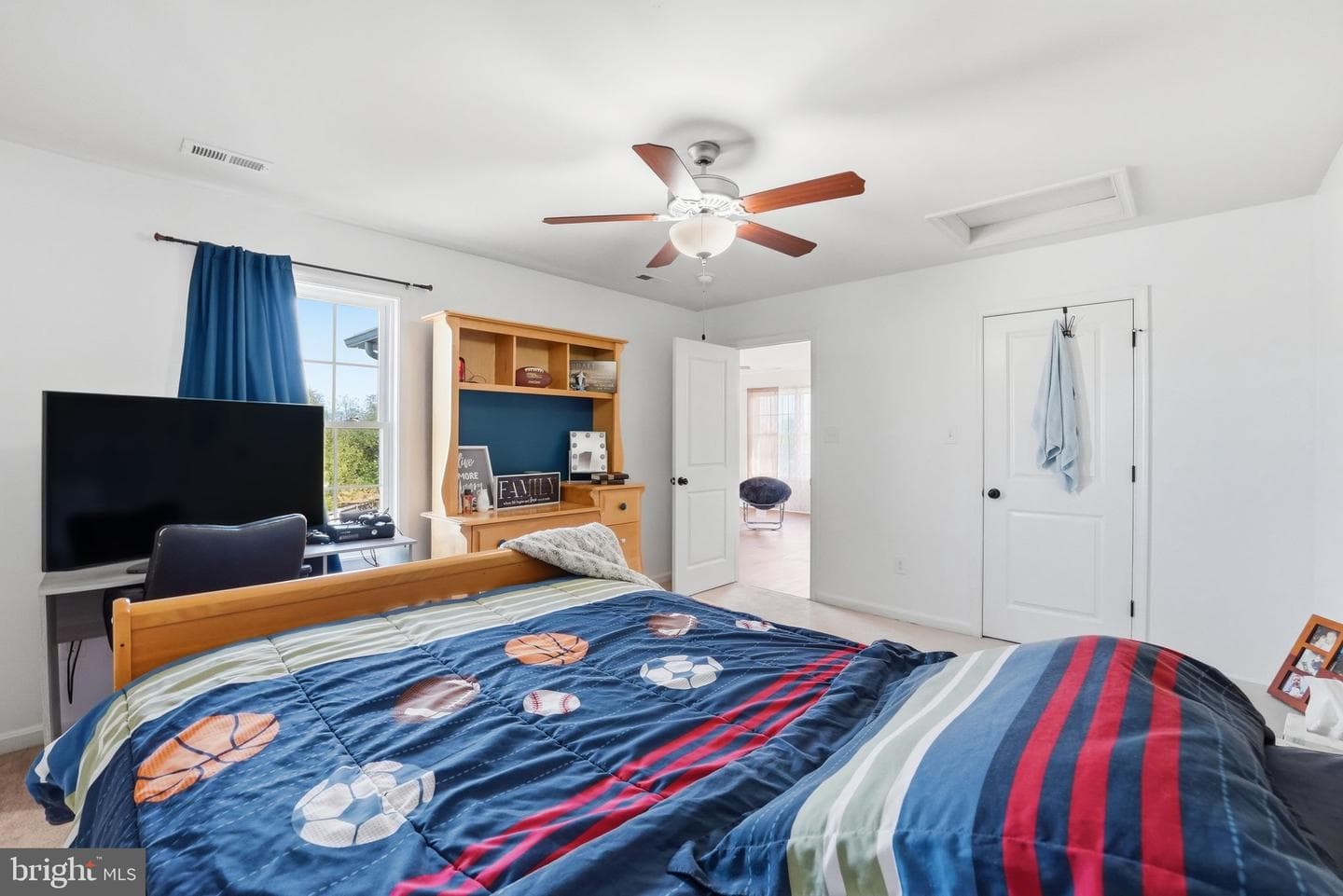 15020 North Ridge Boulevard photo 42
