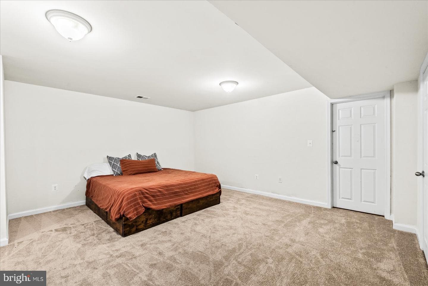643 Pelhams Reach Drive photo 40