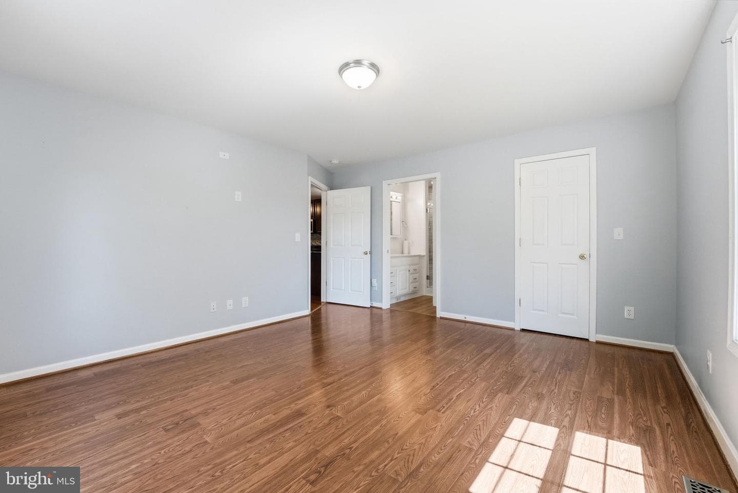 11057 Eggbornsville Road photo 22